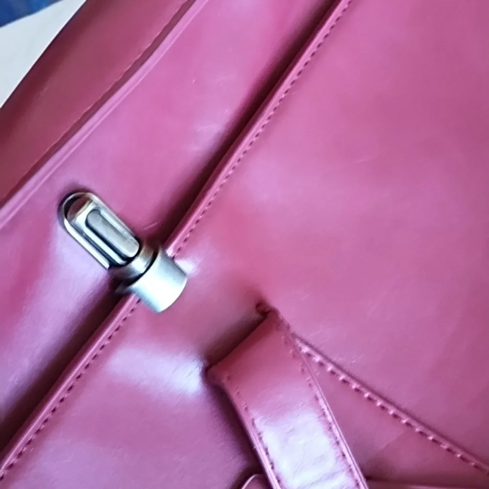 Red faux leather messenger bag/briefcase